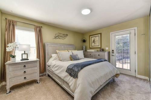 Artsy 2br Home 5 Min From Ucd Med Ctr & Sac State