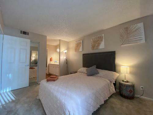Entire Apartment 1bed/1bath West Hollywood