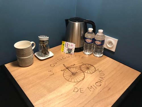 Hostal La Guinguette De Michaux