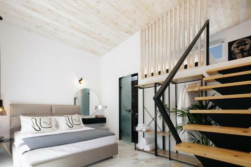 Solis Villa, A Sublime Retreat Close To The Beach!