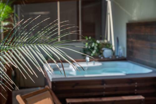 H Experience Seaside Luxury Boutique Apartment