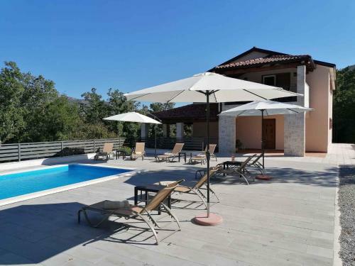 Holiday Home In Tribalj 42438