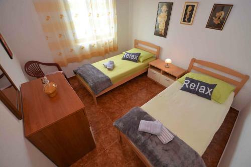 Apartment In Ugljan - Insel Ugljan 41706