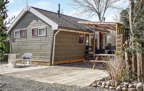Nice Home In Tzummarum With 2 Bedrooms
