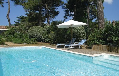 Holiday Home Chemin Du Clos Des Grennettes