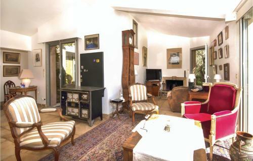 Holiday Home Cabris Bis Chemin Des Val�rianes
