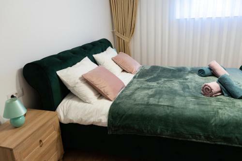 Ultra Central Apartment, Free Parking Oradea - Stray Cats