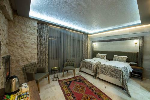Ahiyan Hotel
