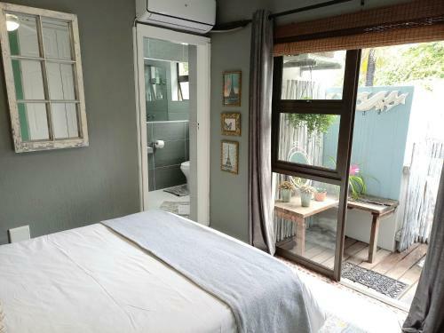 Hostal Driftwood Suite - Villa Roc Guesthouse