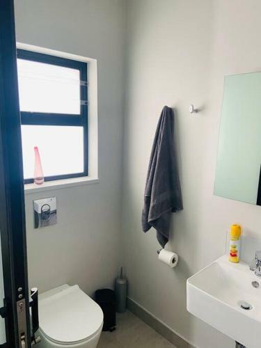 Stylish 3-bedroom Apartment In New Estate Complex