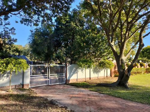 Apartamento The Travellers Inn, Short Road