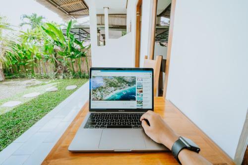 Hostal Brisk Homestay By Bukit Vista