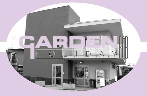Bed & Breakfast Garden Holiday