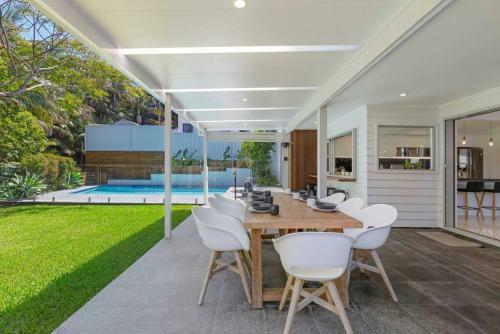 Laze @ Lighthouse - Family Home With Heated Pool