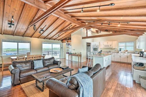 Incredible Private Island Retreat On 85 Acres