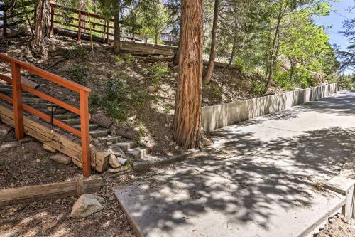 Relaxing Twin Peaks Retreat With Deck And Grill!