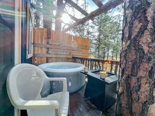 Villa Micah Tiny Home #3 With Hot Tub On 5 Acres