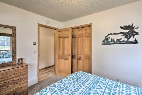 Rocky Mountain Breezes Cabin Grill And Deck!