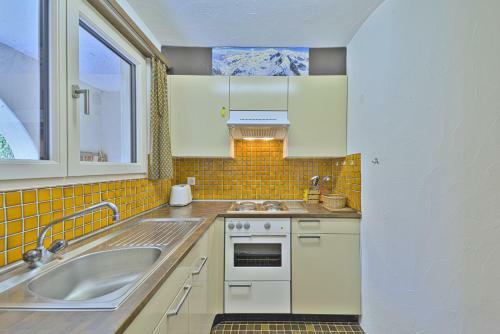 Apartamento Chesa Tussilago - La Punt-chamues-ch