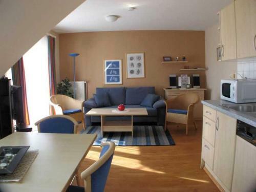 Apartamento Seepark Burhave _ Reetdachhaus Neu