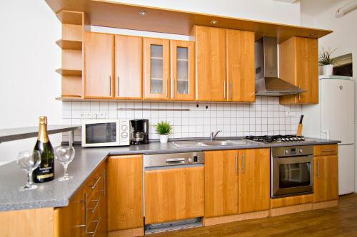 Apartments With 2 Bathrooms