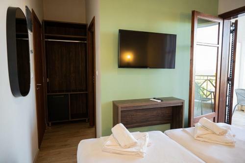 Este Luxury Apartments