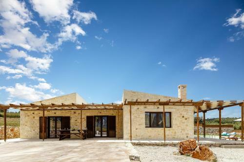 Villa Unique Stonebuilt Rural Retreat With Private Pool!