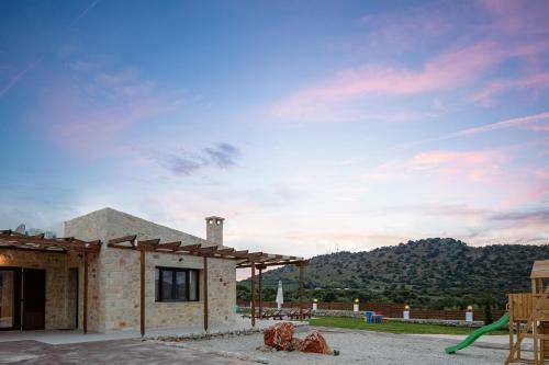Villa Unique Stonebuilt Rural Retreat With Private Pool!