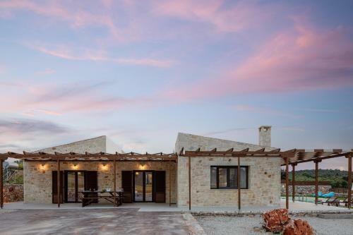 Villa Unique Stonebuilt Rural Retreat With Private Pool!