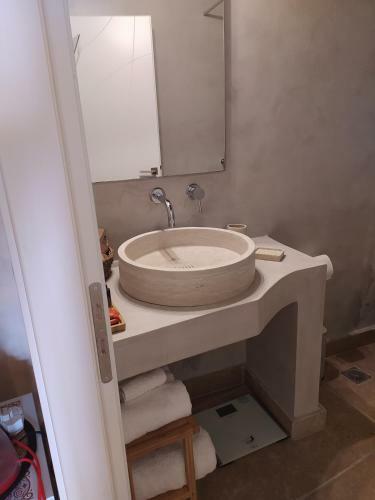 Hotel Wild Violet