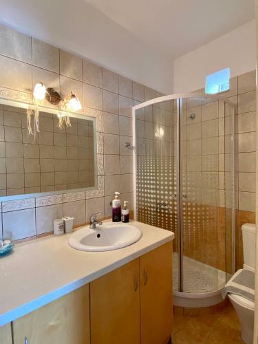 Villa Red Beach - Matala Love