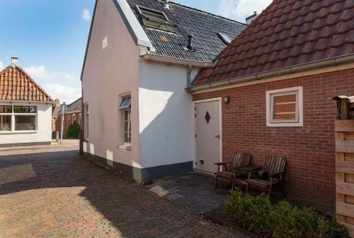 Karakteristiek Huis In Centrum Winsum