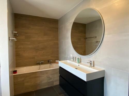 Majestic Villa In Zeewolde With Garden