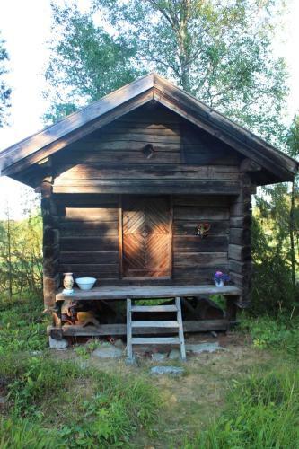 Lodge Bo Primitivt I H�rbret P� Oklag�rd