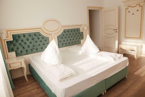 Hostal Hotel Miruna