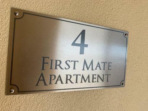Beachside & Jetty View Apartments - Apt 4 (first Mate Apartment)