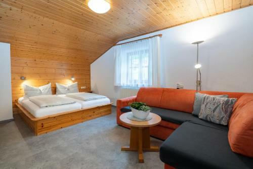 Apartamento G�stehaus Fitsch - Ferienwohnung In Silbertal