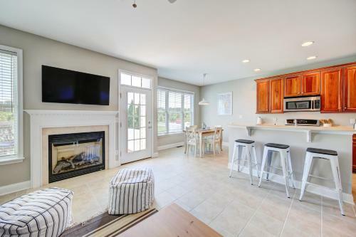 Grande At Canal Pointe 37287 Trent Ct