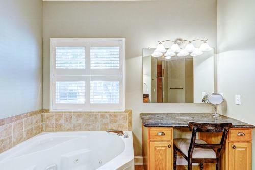Keys Of Marsh Harbor 20246 Whitehead Cir
