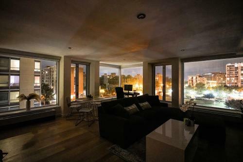 Apartamento Wonderful Waterfront Apt For 5! Pkg & City Views!