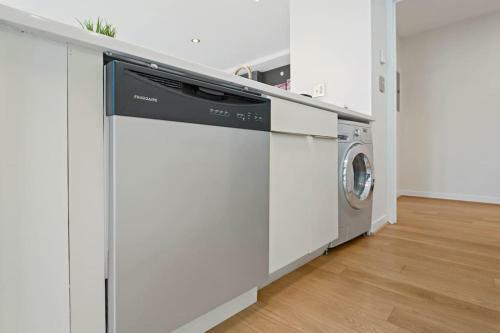 Apartamento Wonderful Waterfront Apt For 5! Pkg & City Views!