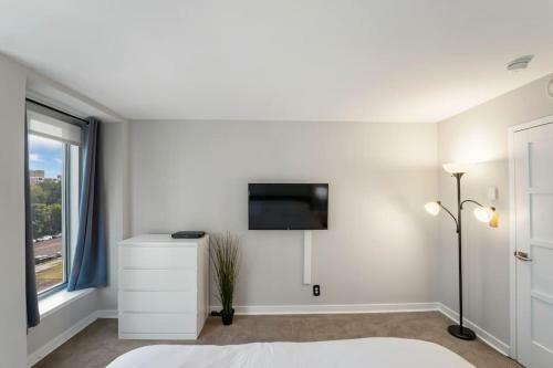 Apartamento Wonderful Waterfront Apt For 5! Pkg & City Views!