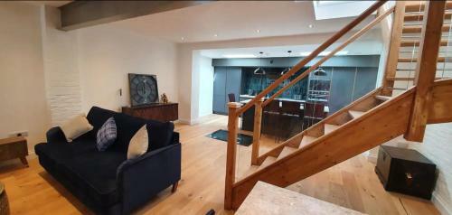 Newly Converted Warehouse Luxury 3 Bedroom House