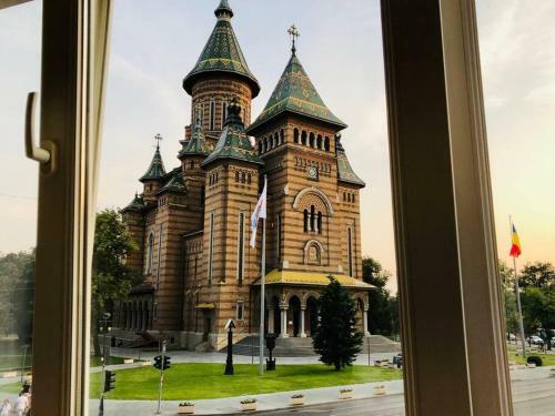 Ultra-central Apart -3 Rooms- Cathedral View Vic3