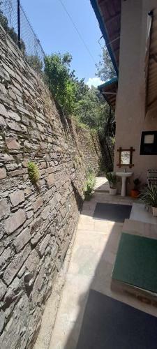 Cliffside Manor, Satkhol, Mukteshwar By Earthaa Escapes
