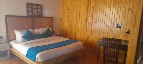 Cliffside Manor, Satkhol, Mukteshwar By Earthaa Escapes
