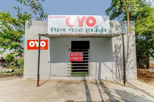 Hotel Oyo 90889 Green Guest House