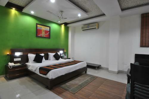 Hotel Chand Palace "hygienic Hotel"