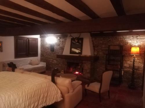 Agroturismo Chilliman & Mas Mir� Biofarm