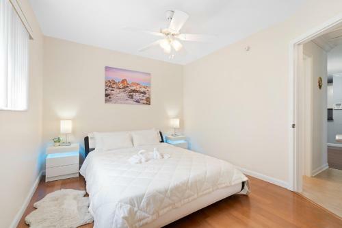 Gorgeous 3 Bdr, Amazing Bbq Area, Pool And More